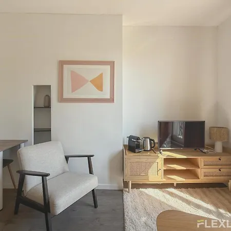 Apartment Flexliving - - Patriarches